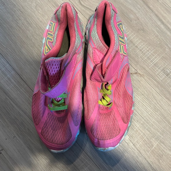 FILA Primeforce 4 Mashup Girls Youth Size 5 Pink Sneaker with Mesh Strap - Kids - Picture 5 of 5